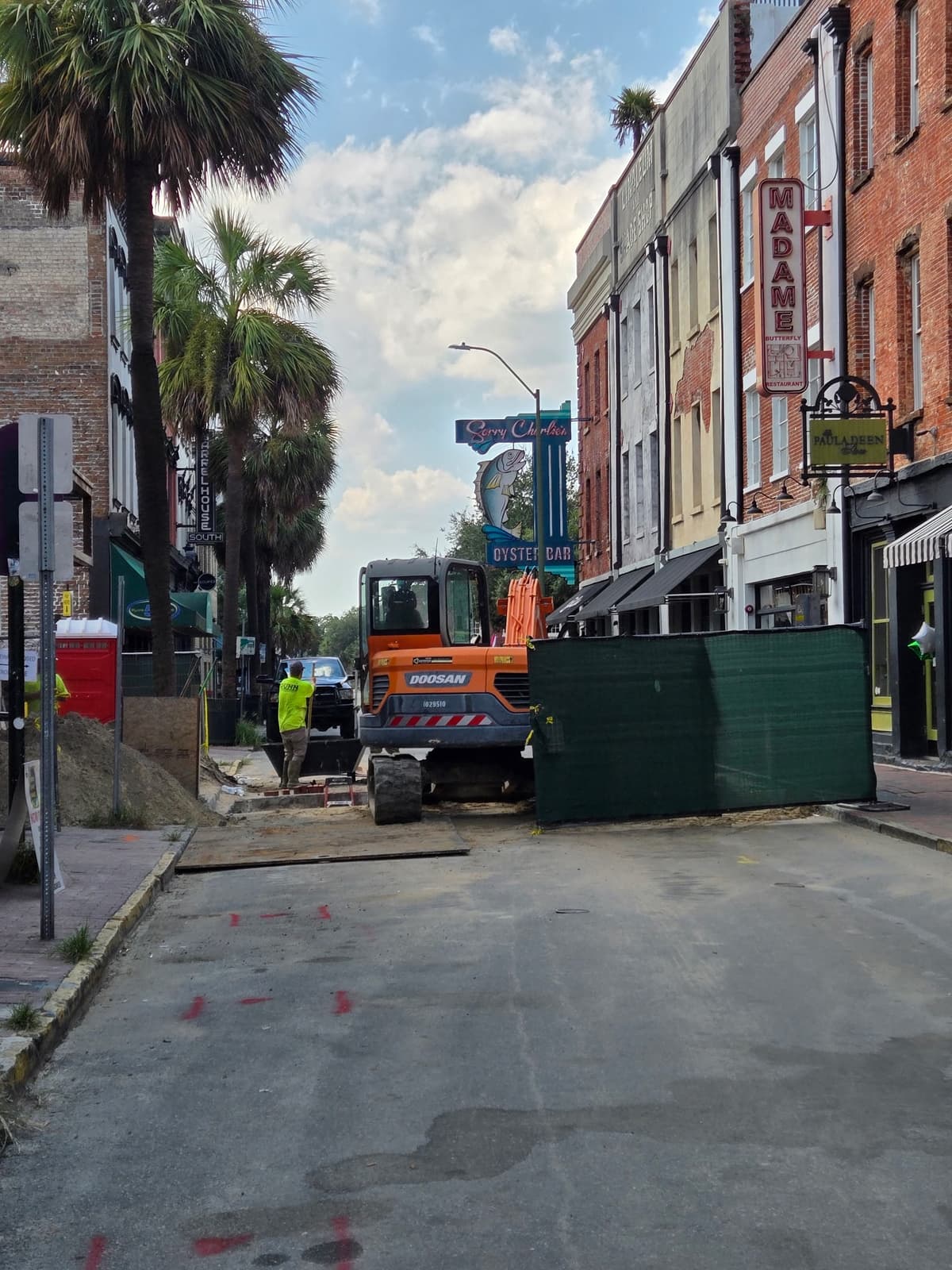 Nickel and Oak Lounge